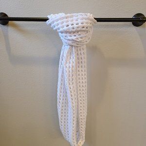 Banana Republic Infinity loop scarf (NWT)